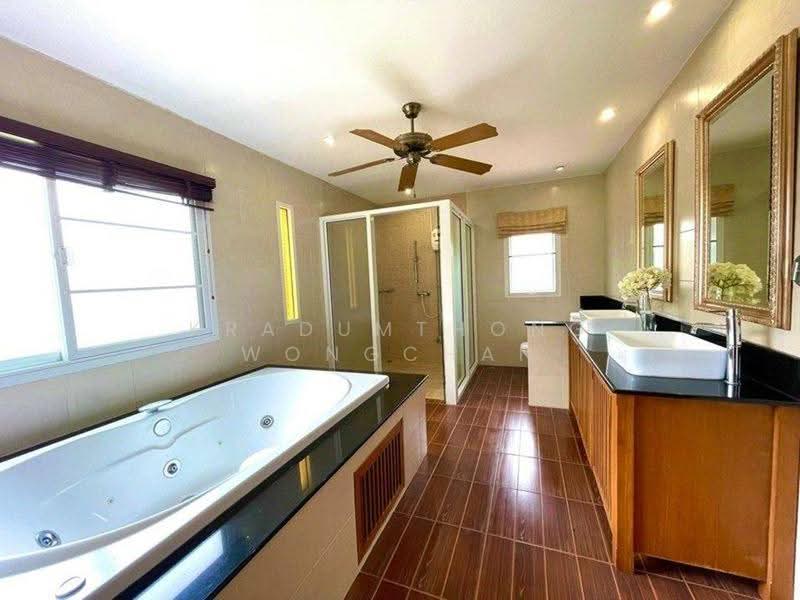 undefined, chon-buri, Poong, Bang Lamung (Pattaya), Chon Buri (Pattaya), 5 Bedrooms, 368 sqm, Single Detached House For Rent, by Kradumthong Wongchan, 500594071 - DDproperty.com