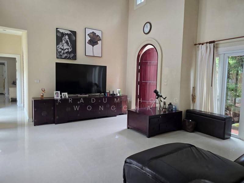 Silk Road Place, chon-buri, Chaiyapruek 2 Road, Bang Lamung, Bang Lamung (Pattaya), Chon Buri (Pattaya), 3 Bedrooms, 300 sqm, Single Detached House For Rent, by Kradumthong Wongchan, 500594116 - DDproperty.com