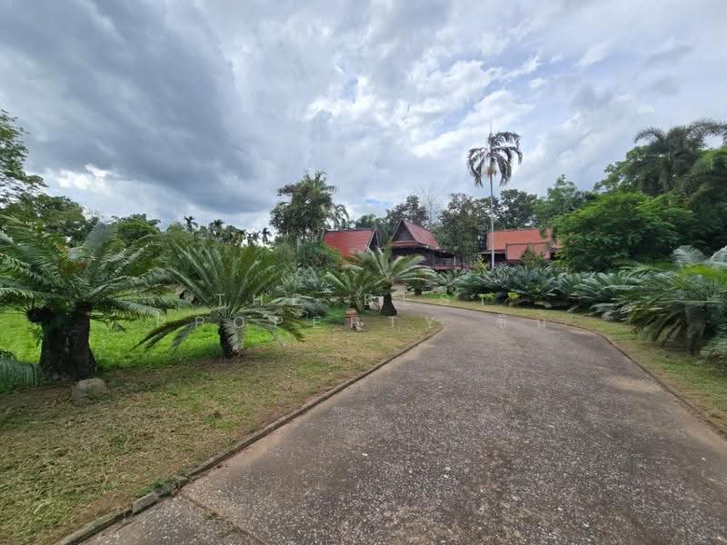 บ้านเดี่ยวพร้อมที่ดินแกลง ระยอง, rayong, Thang Kwian, Klaeng, Rayong, 5 Bedrooms, 150 sqm, Single Detached House For Sale, by The Best Property ซิน, 500594122 - DDproperty.com