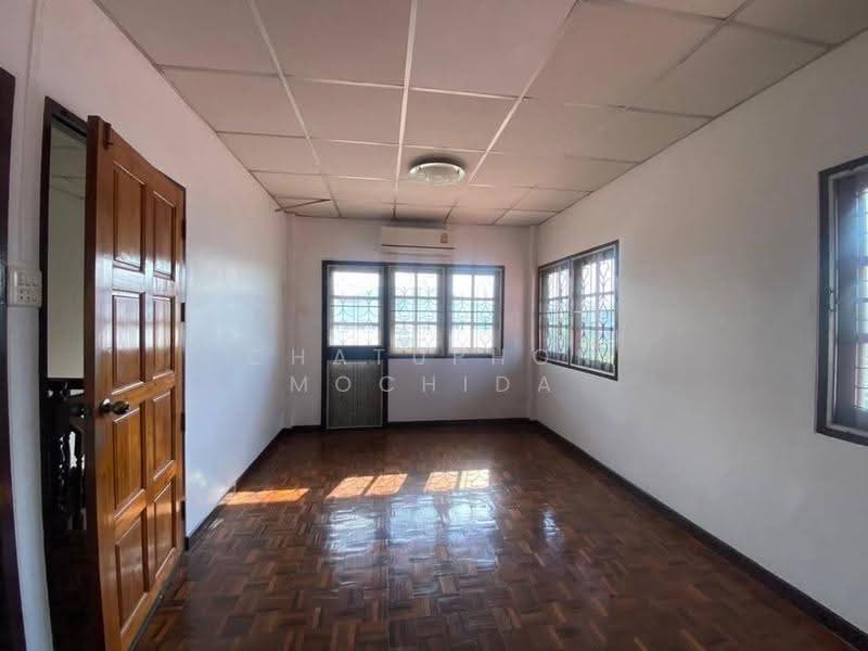 5-BR House, bangkok, Thung Song Hong, Lak Si, Bangkok, 5 Bedrooms, 410 sqm, Single Detached House For Sale, by Chatuphon Mochida, 500594134 - DDproperty.com