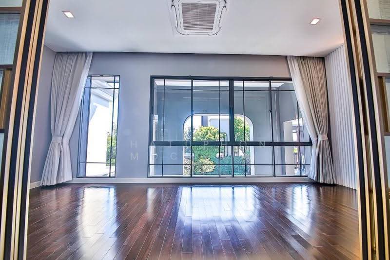 Grand Bangkok Boulevard Krungthepkritha, bangkok, Srinakarin-Romklao Road, Khlong Sam Prawet, Lat Krabang, Bangkok, 5 Bedrooms, 604 sqm, Single Detached House For Sale, by Chatuphon Mochida, 500594230 - DDproperty.com