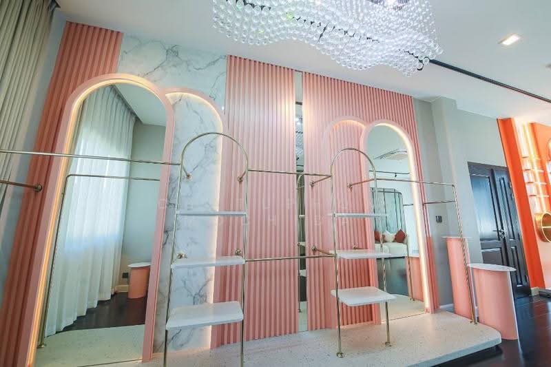 Grand Bangkok Boulevard Krungthepkritha : แกรนด์ บางกอก บูเลอวาร์ด กรุงเทพกรีฑา, กรุงเทพ, ถนน ศรีนครินทร์-ร่มเกล้า, คลองสามประเวศ, ลาดกระบัง, กรุงเทพ, 604 ตร.ม., บ้านเดี่ยว ขาย, โดย Chatuphon Mochida, 500594230 - DDproperty.com