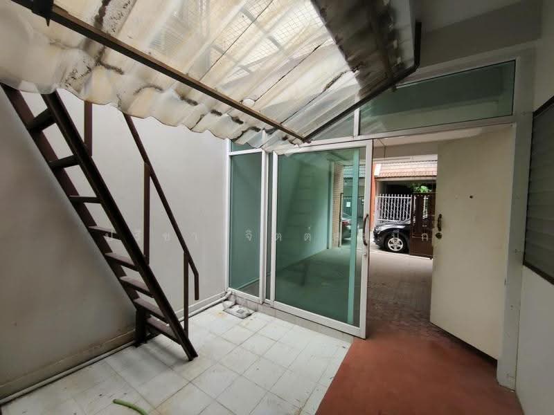 Townhouse 3STO rent in Sukhumvit 43, bangkok, สุขุมวิท, Khlong Tan Nua, Watthana, Bangkok, 4 Bedrooms, 300 sqm, Townhouse For Rent, by ปรีชา จิตต์สมนึก, 500594357 - DDproperty.com