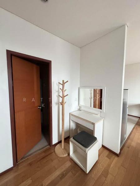 Villa Sathorn, bangkok, 5 KrungThonBuri Road, Khlong Ton Sai, Khlong San, Bangkok, 1 Bedroom, 41 sqm, Condo For Rent, by Rattanaporn Khamlit, 500594376 - DDproperty.com