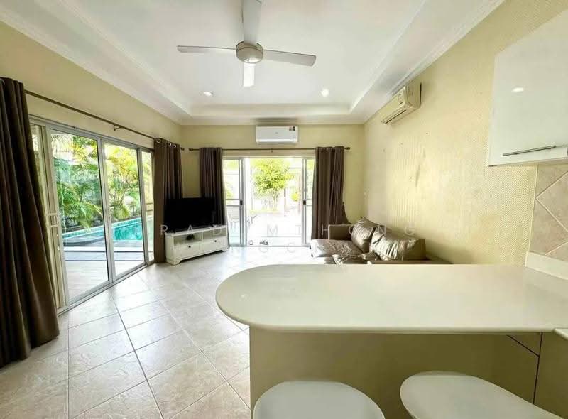 Majestic Residence Pratumnak : มาเจสติค เรสซิเดนซ์ พระตำหนัก, ชลบุรี, หนองปรือ, บางละมุง, ชลบุรี, 170 ตร.ม., วิลล่า ให้เช่า, โดย Kradumthong Wongchan, 500594407 - DDproperty.com