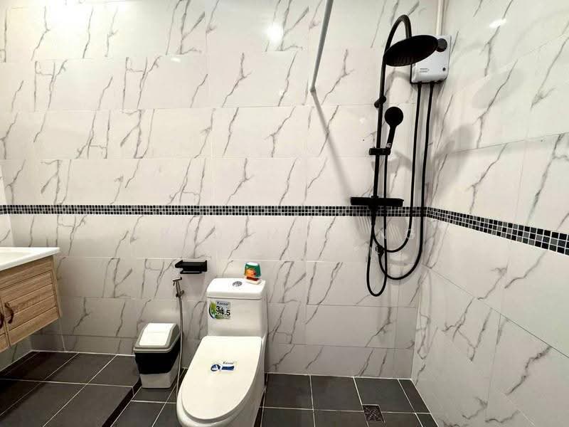 3-BR Townhouse, chon-buri, Nong Pru, Bang Lamung (Pattaya), Chon Buri (Pattaya), 3 Bedrooms, 150 sqm, Townhouse For Rent, by Kradumthong Wongchan, 500594461 - DDproperty.com
