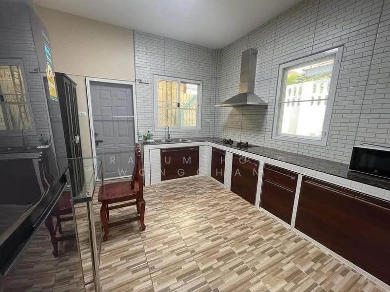 undefined, chon-buri, Nong Pru, Bang Lamung (Pattaya), Chon Buri (Pattaya), 3 Bedrooms, 272 sqm, Single Detached House For Rent, by Kradumthong Wongchan, 500594496 - DDproperty.com