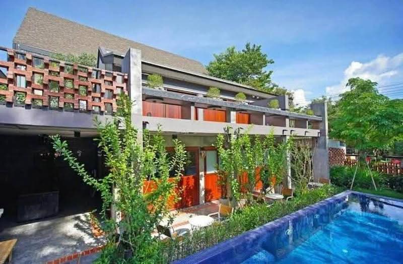 For Sale: Hotel Jed Yod, Chiang Mai-18 Rooms with Tenant, chiang-mai, Chang Phuak, Muang Chiang Mai, Chiang Mai, , 1,020 sqm, Business For Sale, by จีระนันท์ หล้ากันหา, 500594543 - DDproperty.com