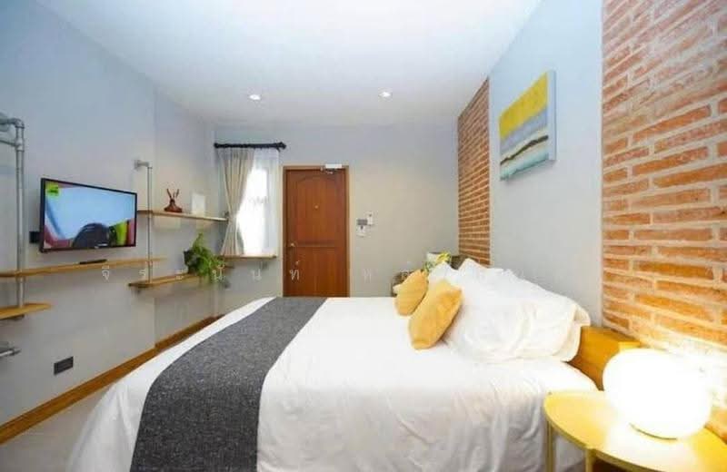 For Sale: Hotel Jed Yod, Chiang Mai-18 Rooms with Tenant, chiang-mai, Chang Phuak, Muang Chiang Mai, Chiang Mai, , 1,020 sqm, Business For Sale, by จีระนันท์ หล้ากันหา, 500594543 - DDproperty.com