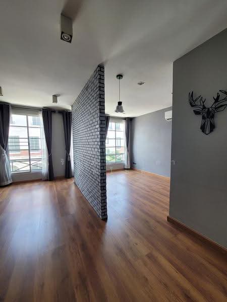 Baan Klang Krung Sathorn-Narathiwas, bangkok, 599 Nonsi Road, Chong Nonsi, Yan Nawa, Bangkok, 3 Bedrooms, 300 sqm, Townhouse For Rent, by ปรินทร์ญาดา ชิณโชติ, 500594606 - DDproperty.com