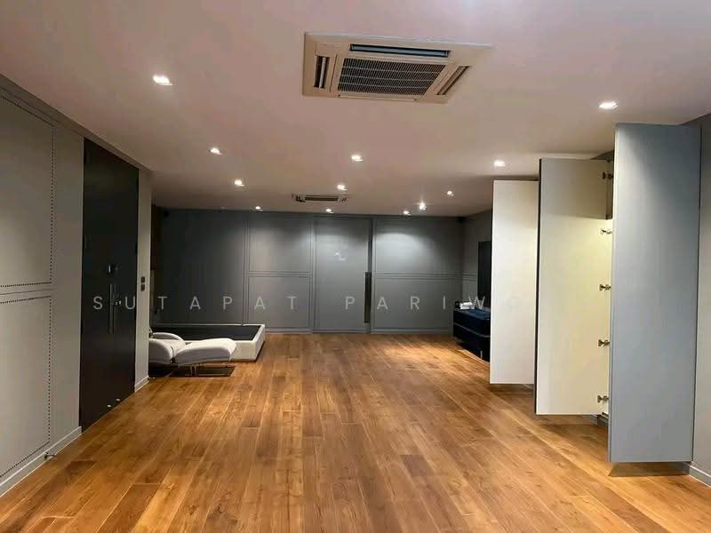 โฮมออฟฟิศ ทองหล่อ 23 Home Office Thonglor 23, กรุงเทพ, ทองหล่อ 23, คลองตันเหนือ, วัฒนา, กรุงเทพ, 900 ตร.ม., ทาวน์เฮ้าส์ ให้เช่า, โดย Sutapat Pariwong, 500594683 - DDproperty.com