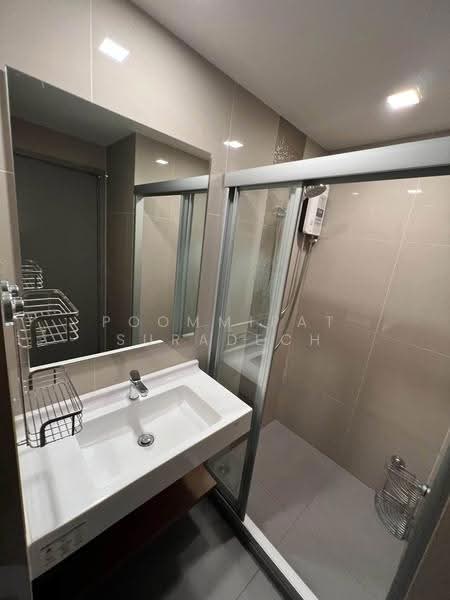 IDEO Sathorn-Wongwian Yai, bangkok, 219 Soi Krung Thonburi 1, Khlong Ton Sai, Khlong San, Bangkok, 1 Bedroom, 37 sqm, Condo For Rent, by Poommipat Suradech, 500594701 - DDproperty.com