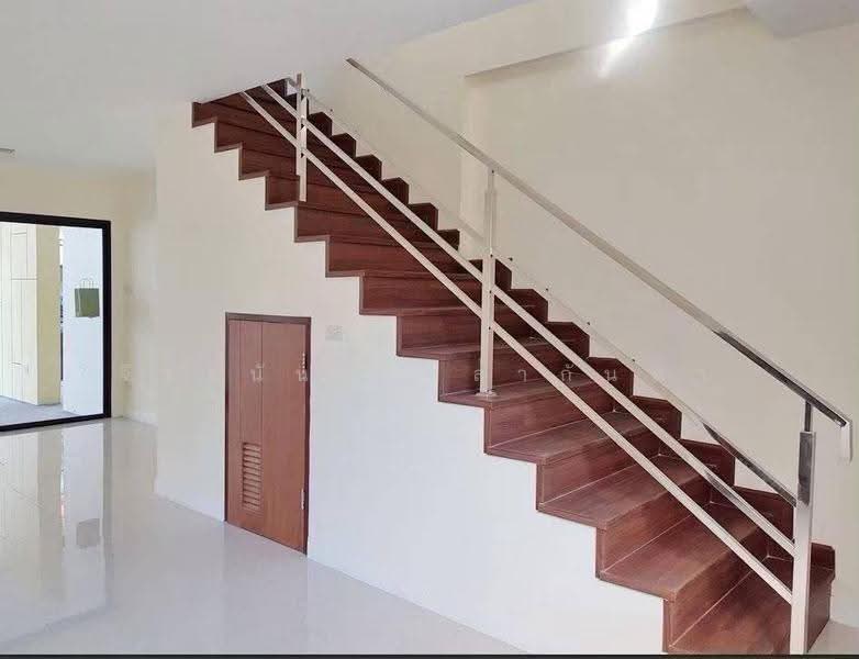 For Sale/Rent:3.5 Storey Commercial Bulding, Location Project, Jed Yod Chiang Mai, chiang-mai, Chang Phuak, Muang Chiang Mai, Chiang Mai, , 200 sqm, Shophouse For Sale, by จีระนันท์ หล้ากันหา, 500594751 - DDproperty.com