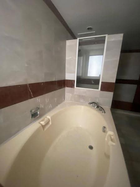 President Park Sukhumvit 24, bangkok, 99 Sukhumvit 24 Alley, Khlongtoei Nua, Watthana, Bangkok, 3 Bedrooms, 260 sqm, Condo For Rent, by Nutnaree Nakkaew, 500594761 - DDproperty.com