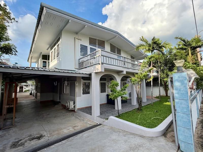 Detached House Vibhavadi 44–46, bangkok, Vibhavadi 44, Chatuchak, Bangkok, 5 Bedrooms, 550 sqm, Single Detached House For Rent, by ปรินทร์ญาดา ชิณโชติ, 500594796 - DDproperty.com
