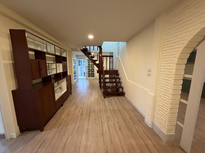 Detached House Vibhavadi 44–46, bangkok, Vibhavadi 44, Chatuchak, Bangkok, 5 Bedrooms, 550 sqm, Single Detached House For Rent, by ปรินทร์ญาดา ชิณโชติ, 500594796 - DDproperty.com