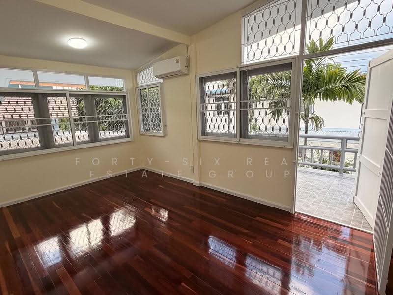 บ้านเดี่ยวขนาดใหญ่ รีโนเวทใหม่ ใจกลางวิภาวดี บนที่ดิน 165 ตร.ว., กรุงเทพ, ลาดยาว, จตุจักร, กรุงเทพ, 550 ตร.ม., บ้านเดี่ยว ให้เช่า, โดย Forty-Six Real Estate Group, 500594826 - DDproperty.com