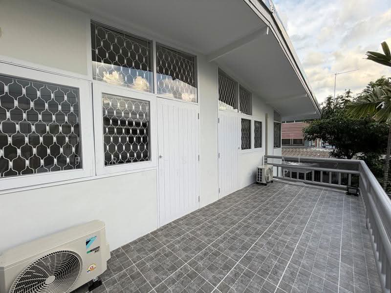 บ้านเดี่ยวขนาดใหญ่ รีโนเวทใหม่ ใจกลางวิภาวดี บนที่ดิน 165 ตร.ว., กรุงเทพ, ลาดยาว, จตุจักร, กรุงเทพ, 550 ตร.ม., บ้านเดี่ยว ให้เช่า, โดย Forty-Six Real Estate Group, 500594826 - DDproperty.com