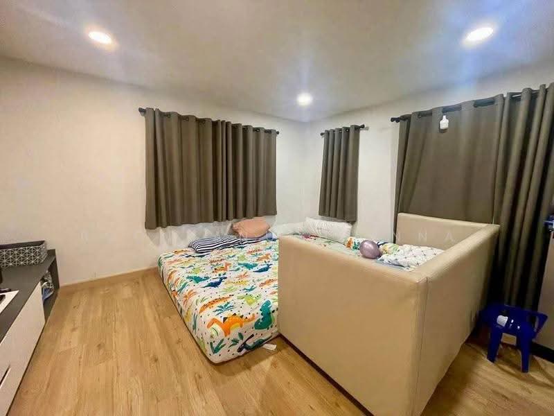 undefined, chon-buri, Nong - Kham, Si Racha, Chon Buri (Pattaya), 4 Bedrooms, 325 sqm, Single Detached House For Sale, by Boonyanuch Unna, 500594842 - DDproperty.com