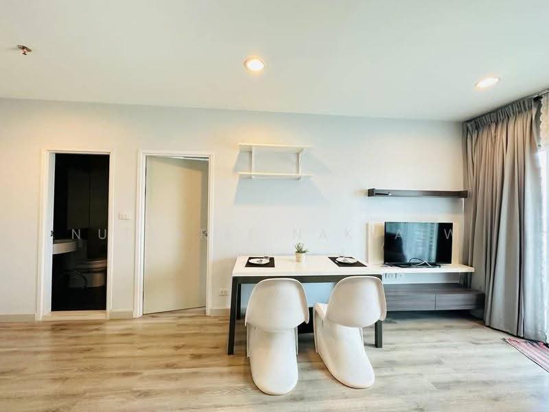Centric Sathorn-St Louis, bangkok, Sathorn Nua Road, Yan Nawa, Sathon, Bangkok, 2 Bedrooms, 70 sqm, Condo For Sale, by Nutnaree Nakkaew, 500594859 - DDproperty.com
