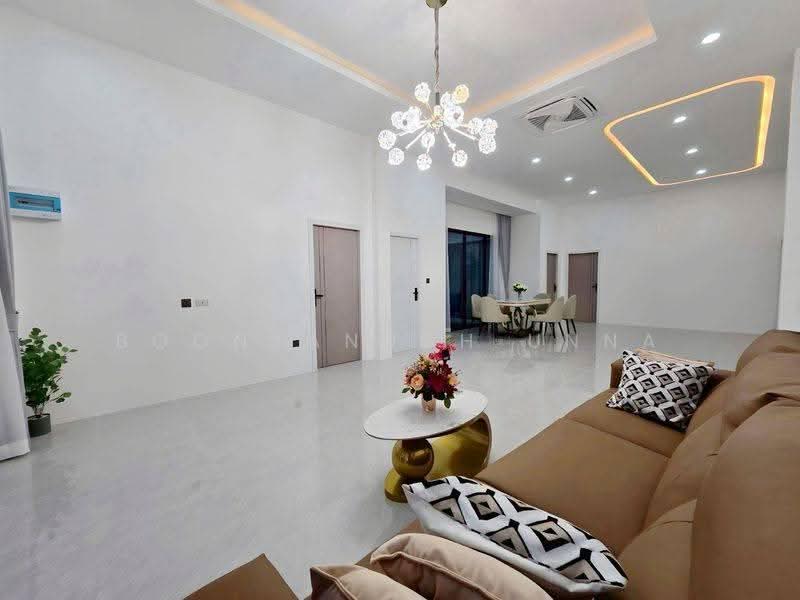 3-BR House, chon-buri, Nong Pru, Bang Lamung (Pattaya), Chon Buri (Pattaya), 3 Bedrooms, 302 sqm, Single Detached House For Sale, by Boonyanuch Unna, 500594861 - DDproperty.com