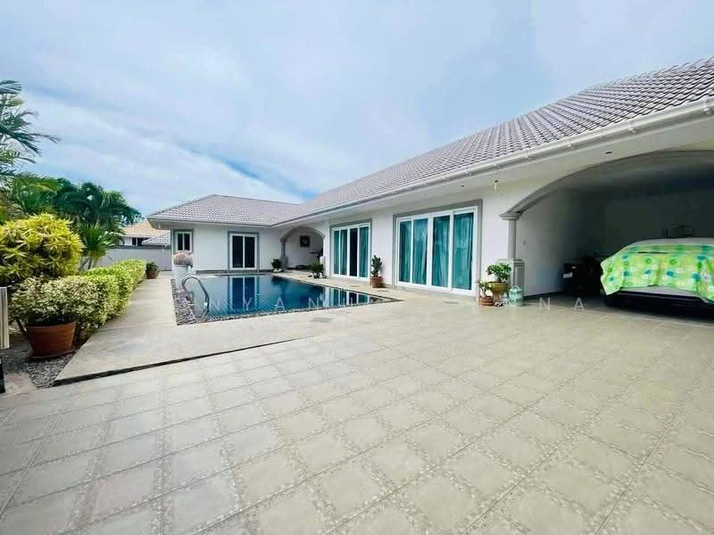3-BR Villa, chon-buri, Bang Sa-re, Sattahip, Chon Buri (Pattaya), 3 Bedrooms, 204 sqm, Villa For Sale, by Boonyanuch Unna, 500594866 - DDproperty.com