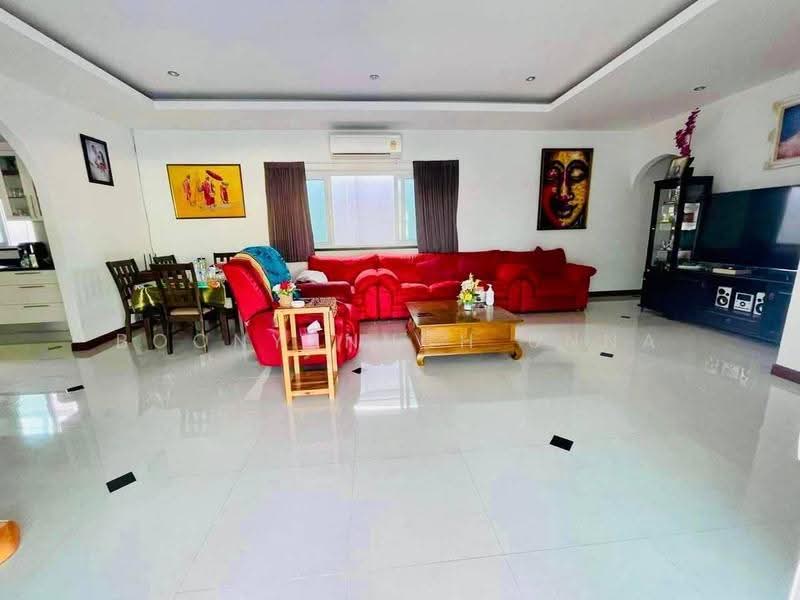 3-BR Villa, chon-buri, Bang Sa-re, Sattahip, Chon Buri (Pattaya), 3 Bedrooms, 204 sqm, Villa For Sale, by Boonyanuch Unna, 500594866 - DDproperty.com