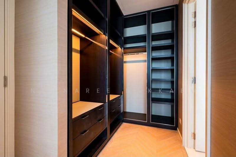 Four Seasons Private Residences : โฟร์ ซีซั่นส์ ไพรเวท เรสสิเด้นซ์, กรุงเทพ, 300 ถนนเจริญกรุง, ยานนาวา, สาทร, กรุงเทพ, 140 ตร.ม., คอนโด ขาย, โดย Nutnaree Nakkaew, 500594868 - DDproperty.com