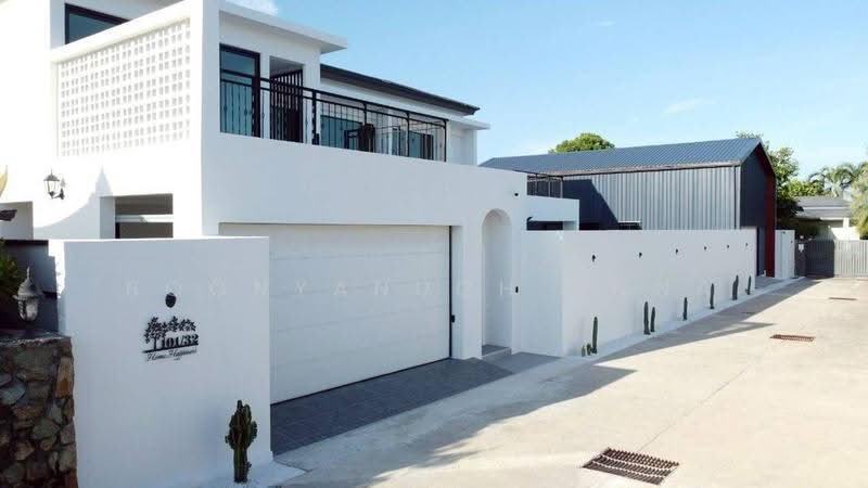 The Village Housing Estate by Horseshoe Point : เดอะ วิลเลจ เฮ้าส์ซิ่ง เอสเตท โดย ฮอร์สชู พอยท์, ชลบุรี, ถนนทุ่งกลม-ห้วยตาหนู, หนองปรือ, บางละมุง, ชลบุรี, 400 ตร.ม., วิลล่า ขาย, โดย Boonyanuch Unna, 500594869 - DDproperty.com