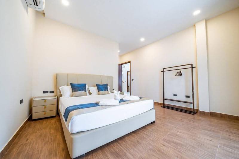 7-BR House, Chon Buri (Pattaya), Nong Pru, Bang Lamung (Pattaya), Chon Buri (Pattaya), 7 Bedrooms, 320 sqm, Single Detached House For Sale, by Boonyanuch Unna, 500594879 - DDproperty.com