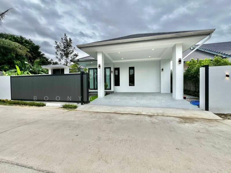 3-BR Villa, chon-buri, Huai Yai, Bang Lamung (Pattaya), Chon Buri (Pattaya), 3 Bedrooms, 230 sqm, Villa For Sale, by Boonyanuch Unna, 500594886 - DDproperty.com