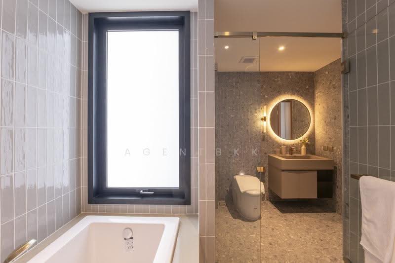 Via 31, bangkok, Soi Sukhumvit 31, Khlong Tan Nua, Watthana, Bangkok, 2 Bedrooms, 103 sqm, Condo For Rent, by Agentbkk, 500594890 - DDproperty.com