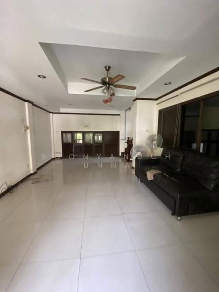 3-BR House, chon-buri, Na Kloe, Bang Lamung (Pattaya), Chon Buri (Pattaya), 3 Bedrooms, 204 sqm, Single Detached House For Sale, by Boonyanuch Unna, 500594902 - DDproperty.com