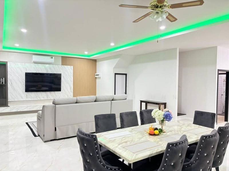 4-BR House, chon-buri, Nong Pru, Bang Lamung (Pattaya), Chon Buri (Pattaya), 4 Bedrooms, 445 sqm, Single Detached House For Sale, by Boonyanuch Unna, 500594911 - DDproperty.com