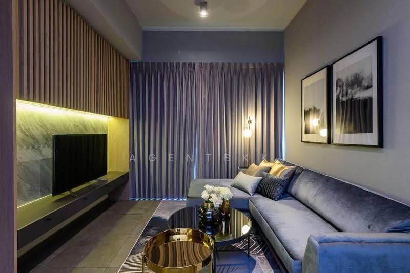The Lofts Asoke, bangkok, Sukhumvit 21 Road, Khlongtoei Nua, Watthana, Bangkok, 1 Bedroom, 50 sqm, Condo For Rent, by Agentbkk, 500594943 - DDproperty.com