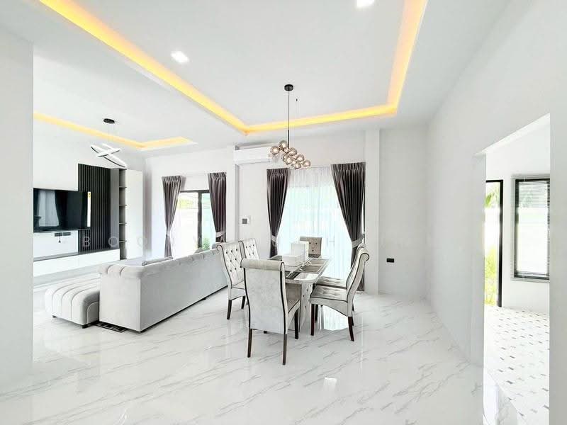 3-BR Villa, chon-buri, Poong, Bang Lamung (Pattaya), Chon Buri (Pattaya), 3 Bedrooms, 293 sqm, Villa For Sale, by Boonyanuch Unna, 500594946 - DDproperty.com