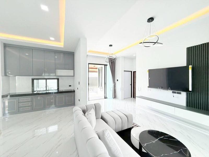 3-BR Villa, chon-buri, Poong, Bang Lamung (Pattaya), Chon Buri (Pattaya), 3 Bedrooms, 293 sqm, Villa For Sale, by Boonyanuch Unna, 500594946 - DDproperty.com