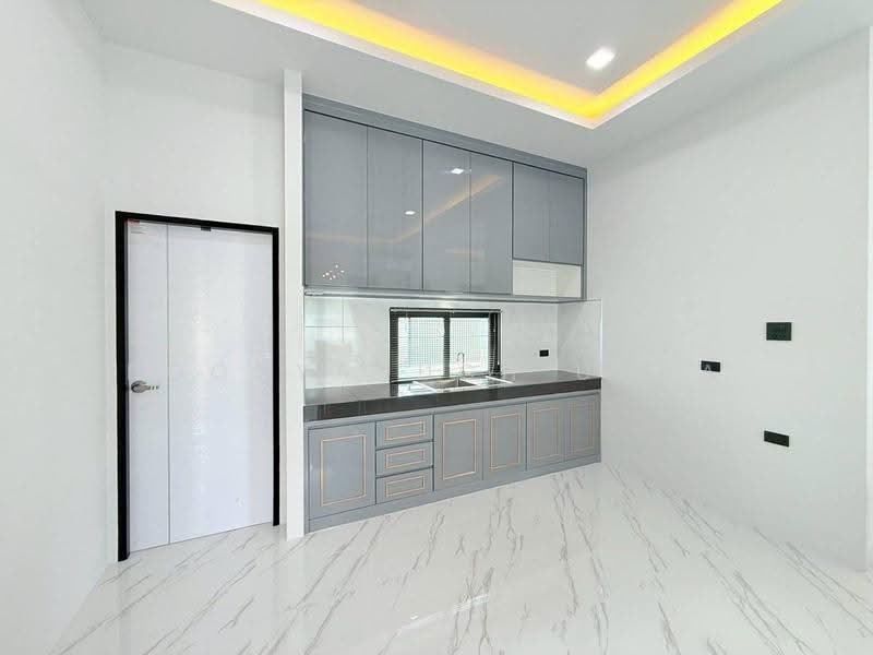 3-BR Villa, chon-buri, Poong, Bang Lamung (Pattaya), Chon Buri (Pattaya), 3 Bedrooms, 293 sqm, Villa For Sale, by Boonyanuch Unna, 500594946 - DDproperty.com