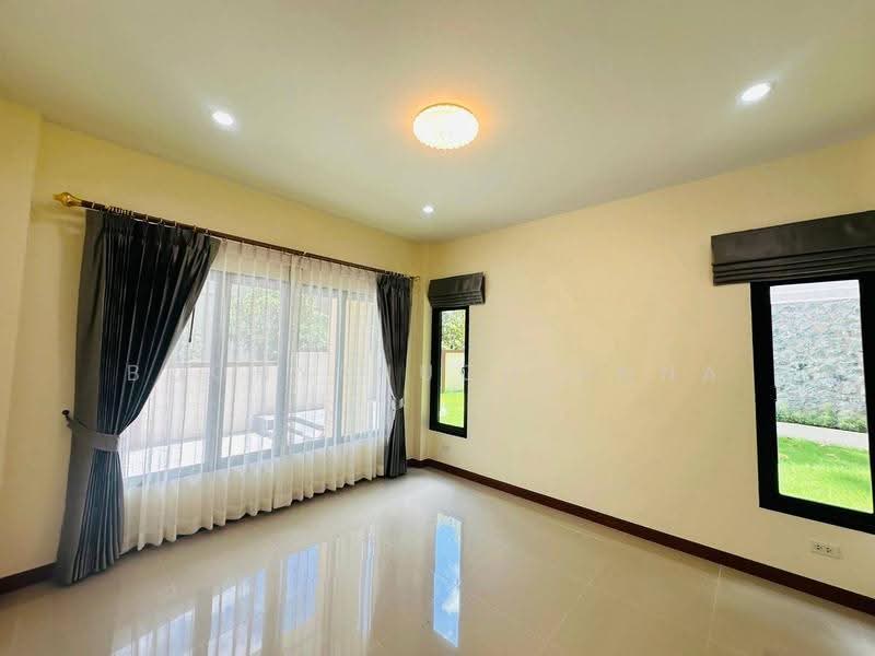 undefined, chon-buri, Nong Pru, Bang Lamung (Pattaya), Chon Buri (Pattaya), 3 Bedrooms, 165 sqm, Single Detached House For Sale, by Boonyanuch Unna, 500594975 - DDproperty.com