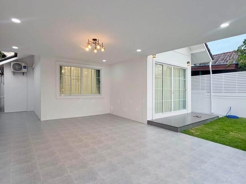 Detached House | Khao Talo Soi, Chon Buri (Pattaya), Bang Lamung, Bang Lamung (Pattaya), Chon Buri (Pattaya), 3 Bedrooms, 200 sqm, Single Detached House For Sale, by ภัครวรรณ์ วุฒิศรินพัฒน์, 500594986 - DDproperty.com