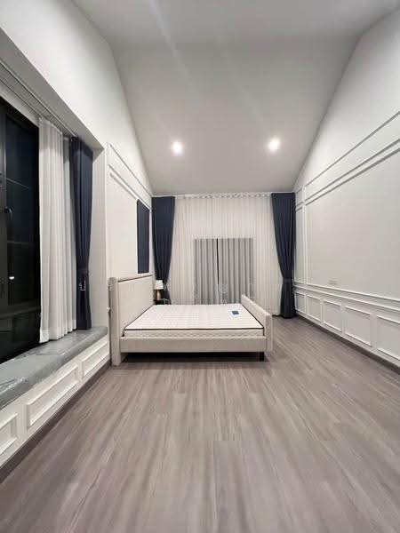 Saransiri Ramkhamhaeng, bangkok, 1499, Khlong Song Ton Nun, Lat Krabang, Bangkok, 3 Bedrooms, 184 sqm, Single Detached House For Rent, by ปรินทร์ญาดา ชิณโชติ, 500594998 - DDproperty.com