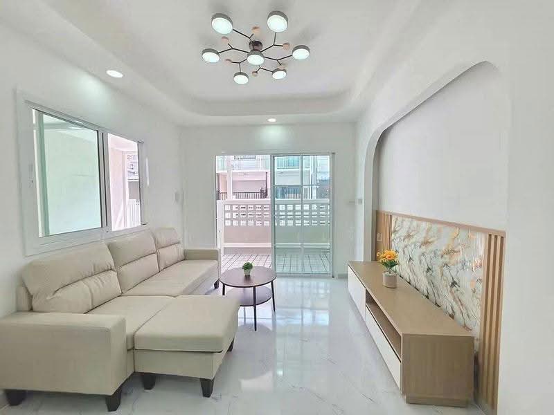 Baan Buathong 4 : บ้านบัวทอง 4, นนทบุรี, ถ.บ้านกล้วย-ไทรน้อย, พิมลราช, บางบัวทอง, นนทบุรี, 100 ตร.ม., ทาวน์เฮ้าส์ ขาย, โดย บุษบากร (เจี๊ยบ), 500595049 - DDproperty.com