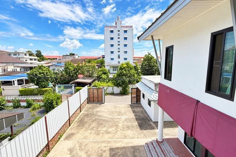 หมู่บ้านปัฐวิกรณ์ ซอยนวมินทร์ 70, bangkok, Khlong Kum, Bueng Kum, Bangkok, 4 Bedrooms, 250 sqm, Single Detached House For Sale, by สง่าชัย ไทรทองคำ, 500595061 - DDproperty.com