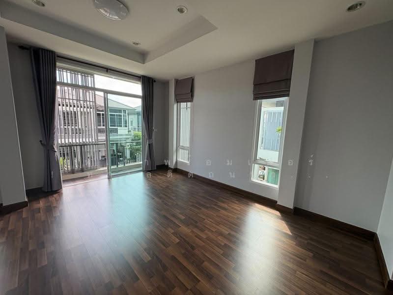 Sena Park Grand Ramindra, bangkok, 18 Kanchanaphisek Rd, Khan Na Yao, Bangkok, 3 Bedrooms, 190 sqm, Single Detached House For Rent, by ให้เช่าพร้อมเฟอร์ ! ทำเลติดถนนวงแหวนกาญจนาฯ เพียง 5 นาที ถึงห้างแฟชั่นฯ, 500595079 - DDproperty.com