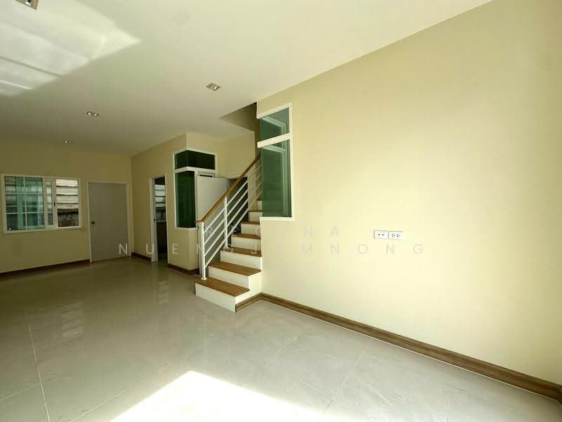 Golden Town, chon-buri, Nong Pru, Bang Lamung (Pattaya), Chon Buri (Pattaya), 4 Bedrooms, 117 sqm, Townhouse For Sale, by Regina Nuengjamnong, 500595293 - DDproperty.com
