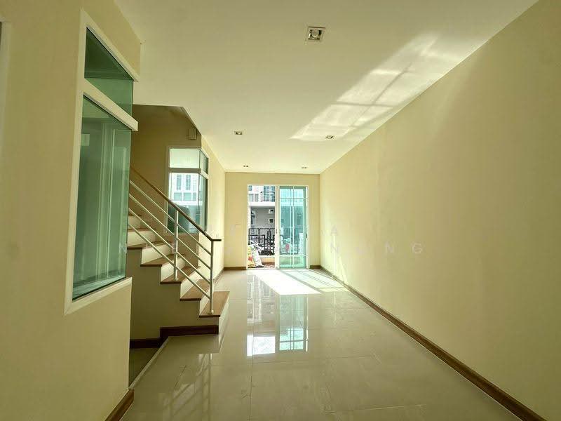 Golden Town, chon-buri, Nong Pru, Bang Lamung (Pattaya), Chon Buri (Pattaya), 4 Bedrooms, 117 sqm, Townhouse For Sale, by Regina Nuengjamnong, 500595293 - DDproperty.com