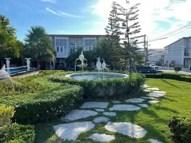 Golden Town, chon-buri, Nong Pru, Bang Lamung (Pattaya), Chon Buri (Pattaya), 4 Bedrooms, 117 sqm, Townhouse For Sale, by Regina Nuengjamnong, 500595293 - DDproperty.com