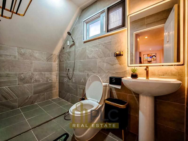 2 Storey House for Rent Takiantia 4 Bedrooms Fully Furnished, Chon Buri (Pattaya), Bang Lamung, Bang Lamung (Pattaya), Chon Buri (Pattaya), 4 Bedrooms, 170 sqm, Single Detached House For Rent, by PLC REAL ESTATE, 500595305 - DDproperty.com