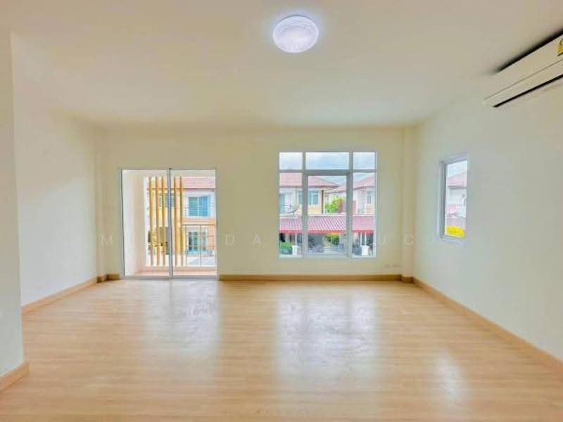 3-BR House, chon-buri, Nong - Kham, Si Racha, Chon Buri (Pattaya), 3 Bedrooms, 150 sqm, Single Detached House For Sale, by Melinda Lonuch, 500595307 - DDproperty.com