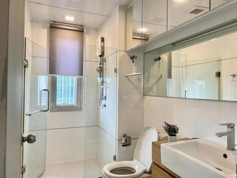 Thru Thonglor, bangkok, Petchaburi Road, Bang Kapi, Huai Khwang, Bangkok, 2 Bedrooms, 62 sqm, Condo For Rent, by Tanapon Saowaneeyakorn, 500595416 - DDproperty.com